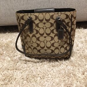 Coach signature tote