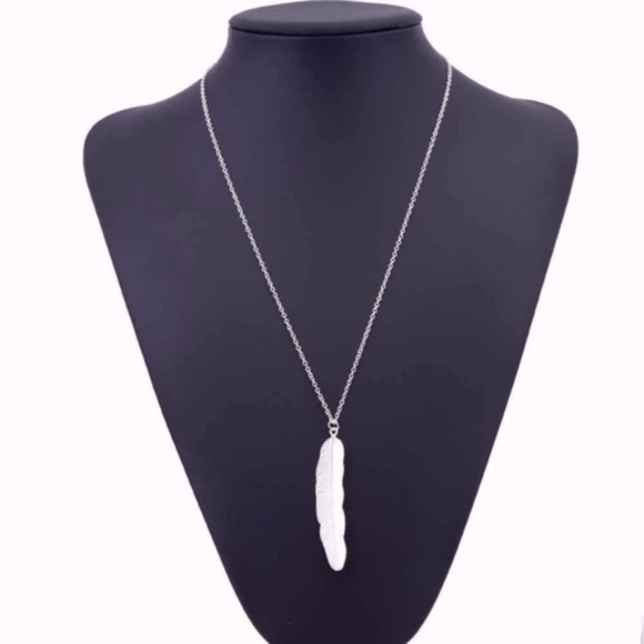 !!!!!!!!!!!5 for $25 Feather Pendant Necklace - Picture 3 of 6