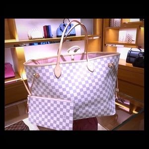 ISO Louis Vuitton Neverfull