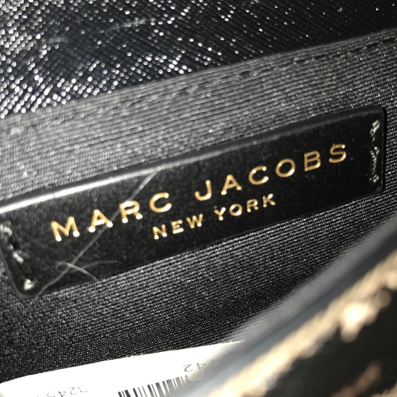 Marc Jacobs Wallet - Picture 2 of 8