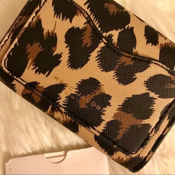 Marc Jacobs Wallet - Picture 6 of 8
