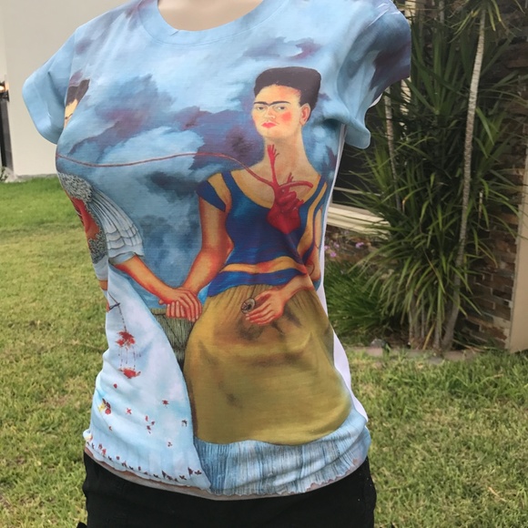 Frida Kahlo Las Dos Fridas Printed T-shirt - Picture 5 of 8