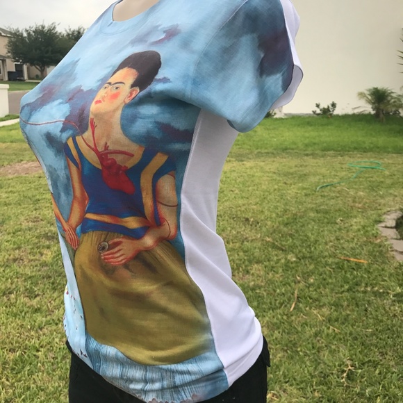 Frida Kahlo Las Dos Fridas Printed T-shirt - Picture 7 of 8