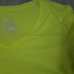 Nike dry-fit tee