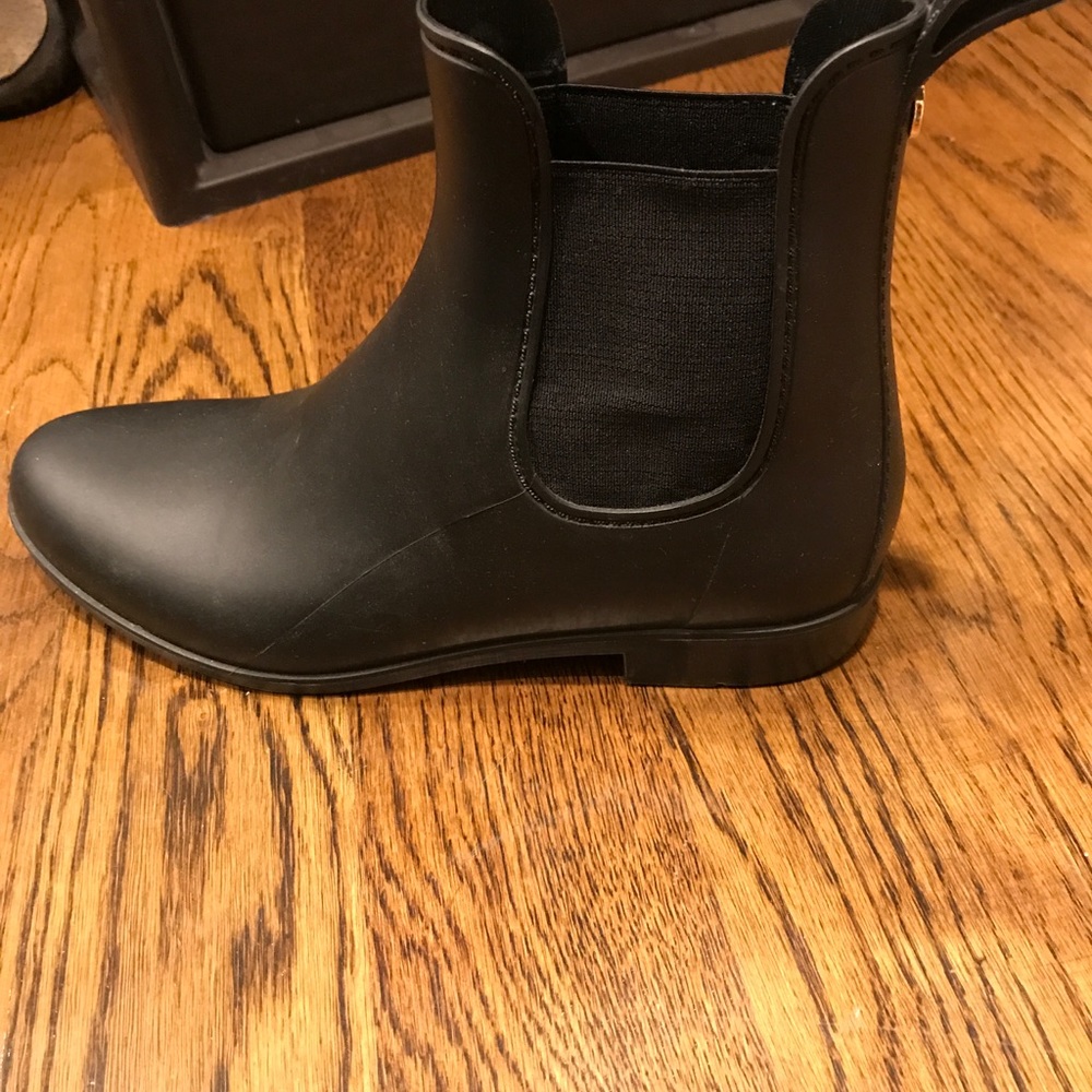 Size 8 Sam Edelman Tinsley Rain Boots