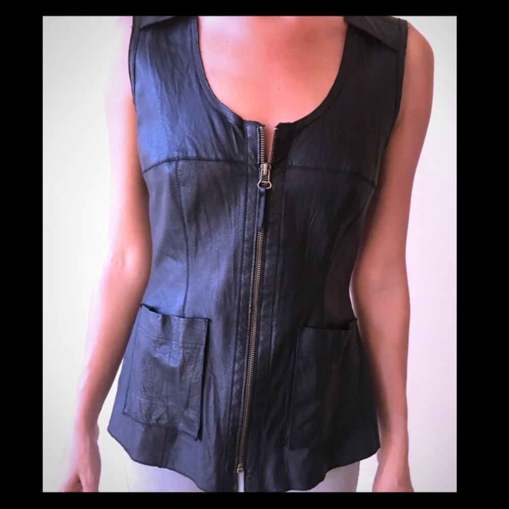 Illia Black Leather Zipper Tunic