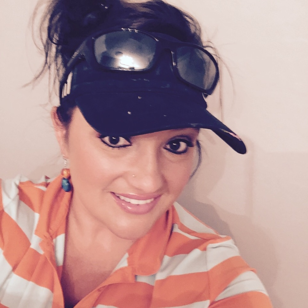 Meet your Posher, Renee