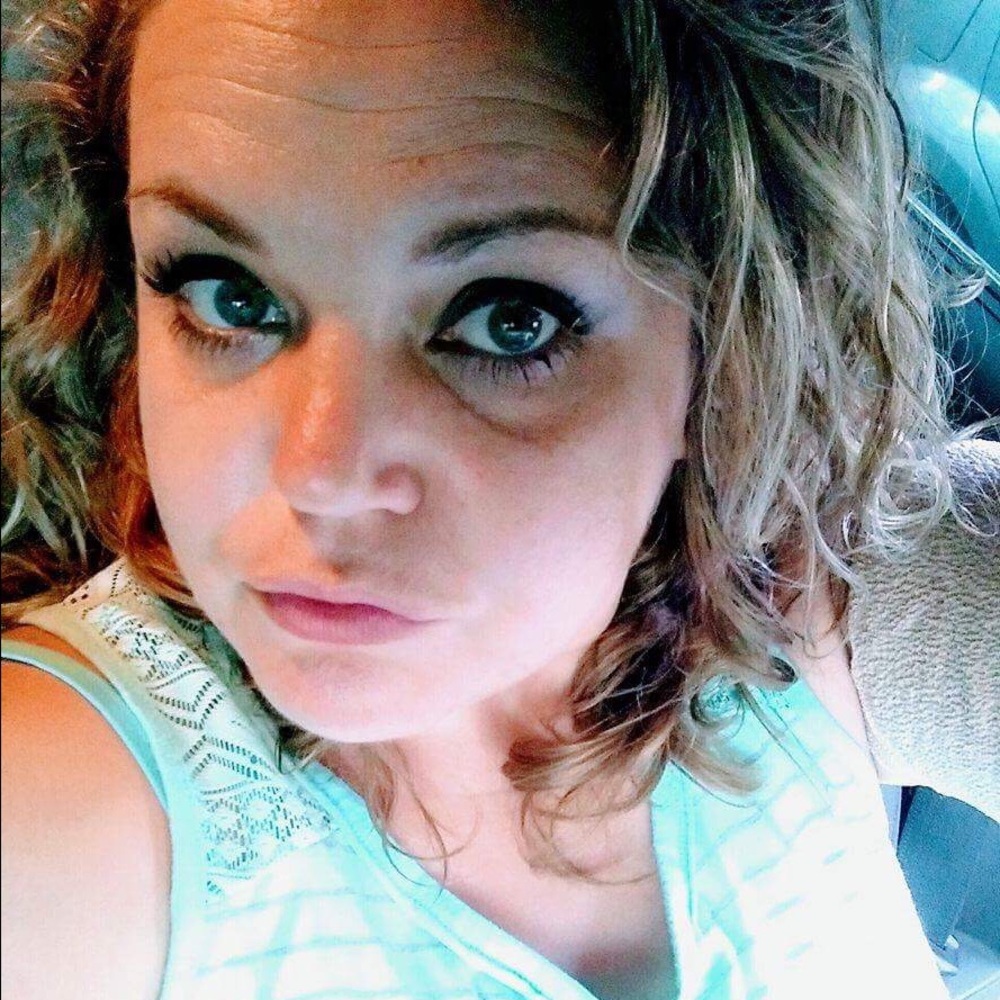 Meet your Posher, Denise