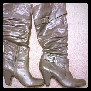 Jessica Simpson JS-CAPRY Boots!
