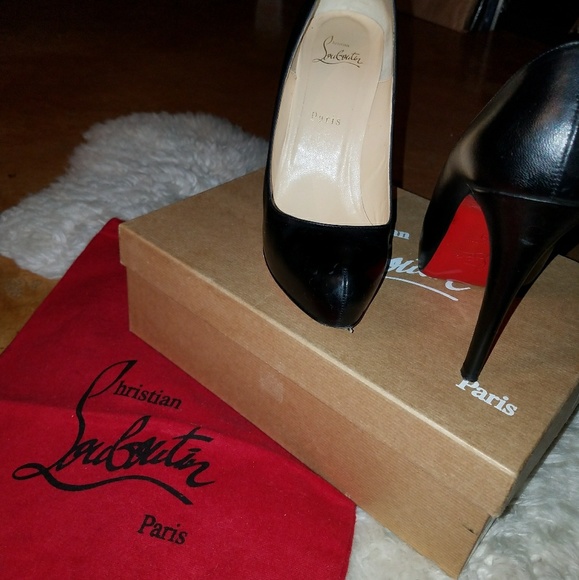 💥SOLD💥 Christian Louboutin Rolando 120 Heels - Picture 4 of 8