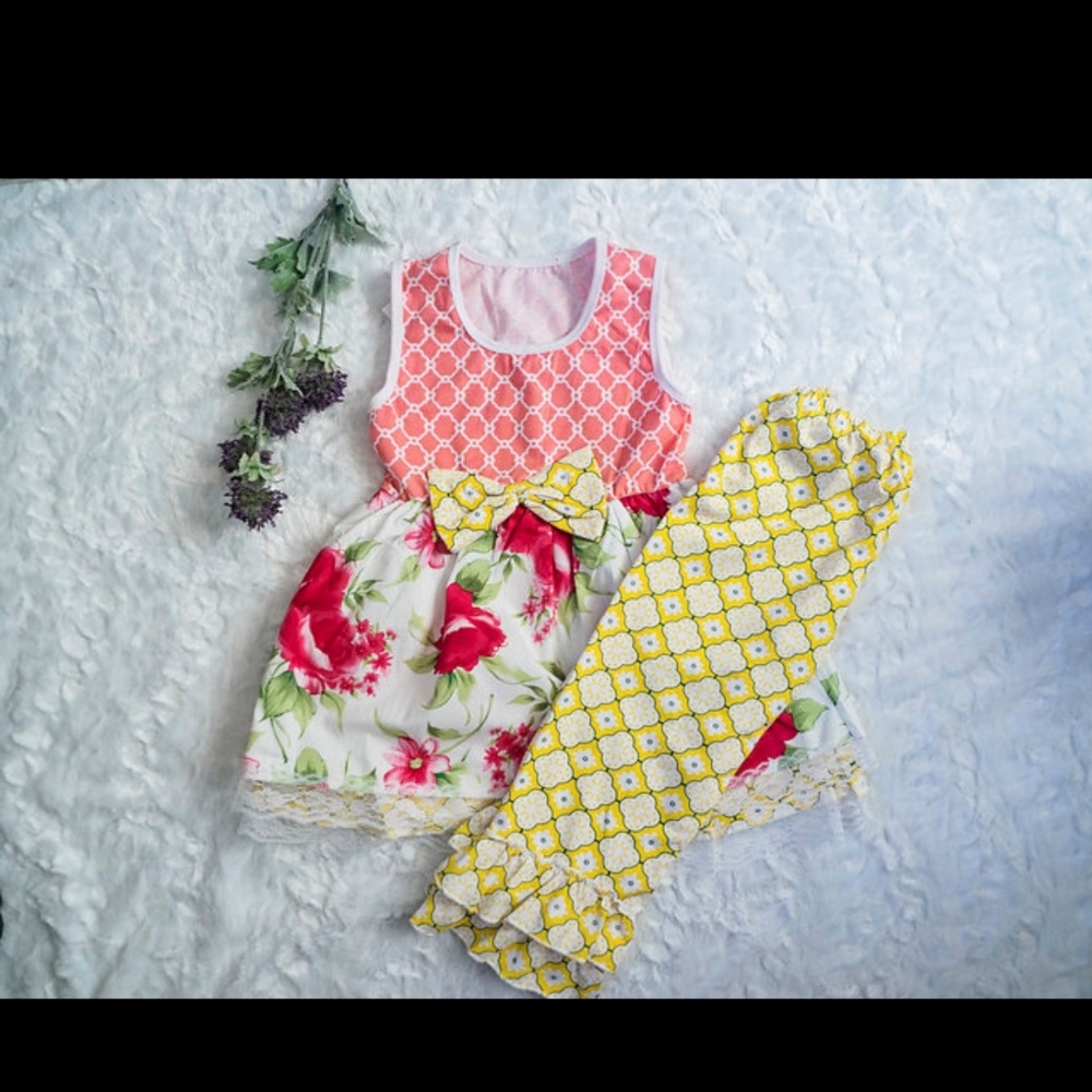 New girls top and bell bottom set. Yellow flowers