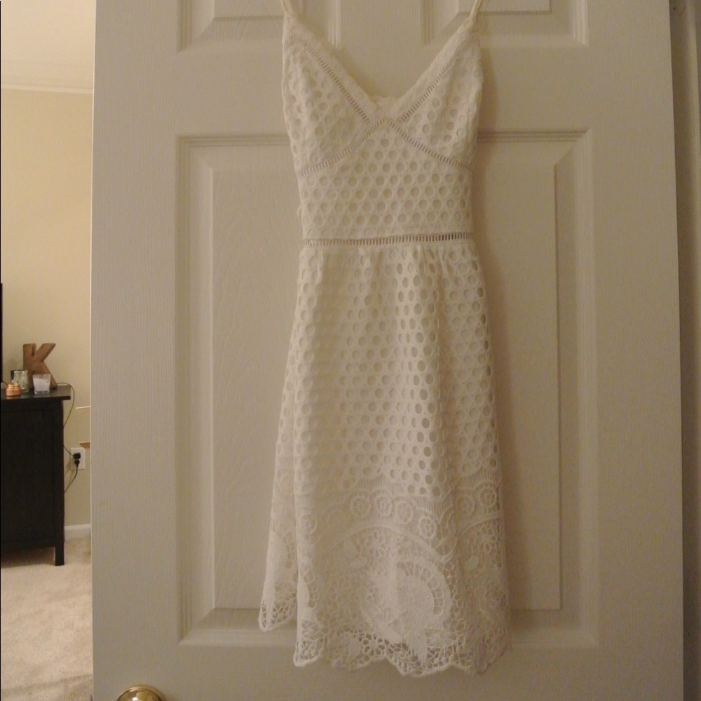 Gorgeous Abercrombie dress with tag still on