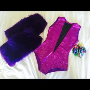 Purple holographic bodysuit & purple fluffies