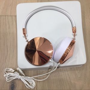 New Frends Rose Gold Headphones in Rose Gold