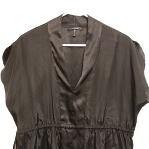 Black Daisy Fuentes silky top