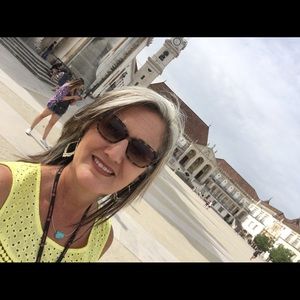 Meet your Posher, Gina