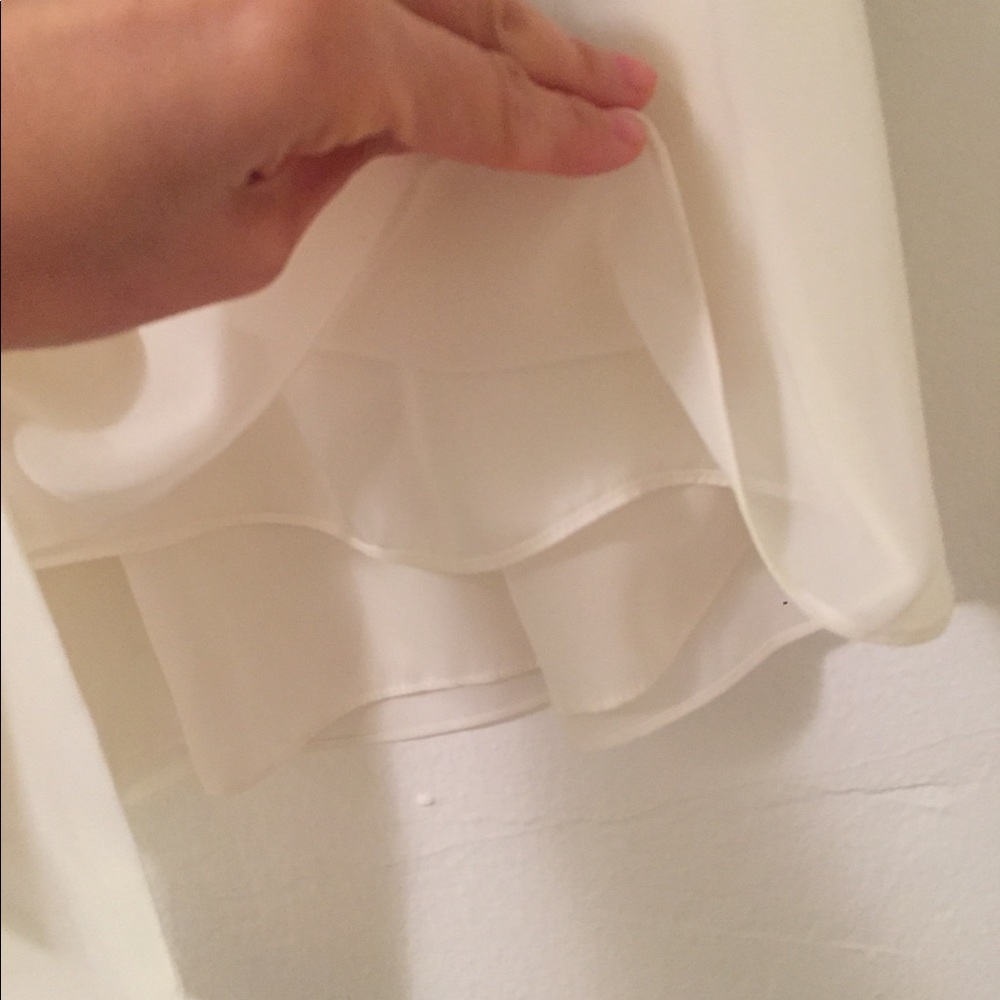Ivory soft blouse - Picture 6 of 8