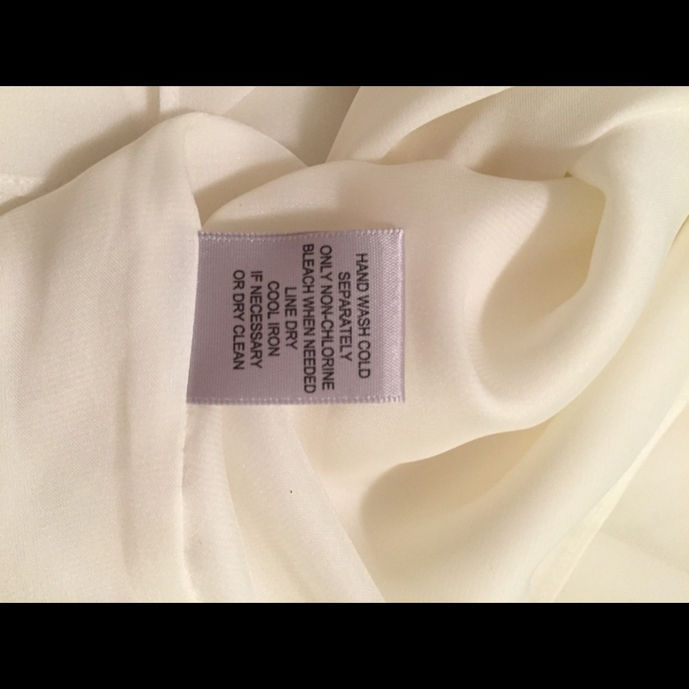 Ivory soft blouse - Picture 8 of 8