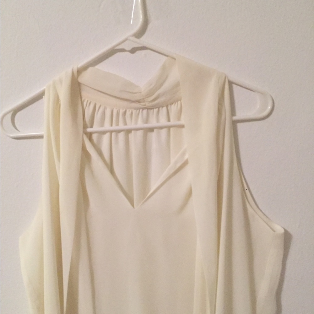 Ivory soft blouse - Picture 3 of 8