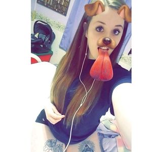 Meet your Posher, Jade