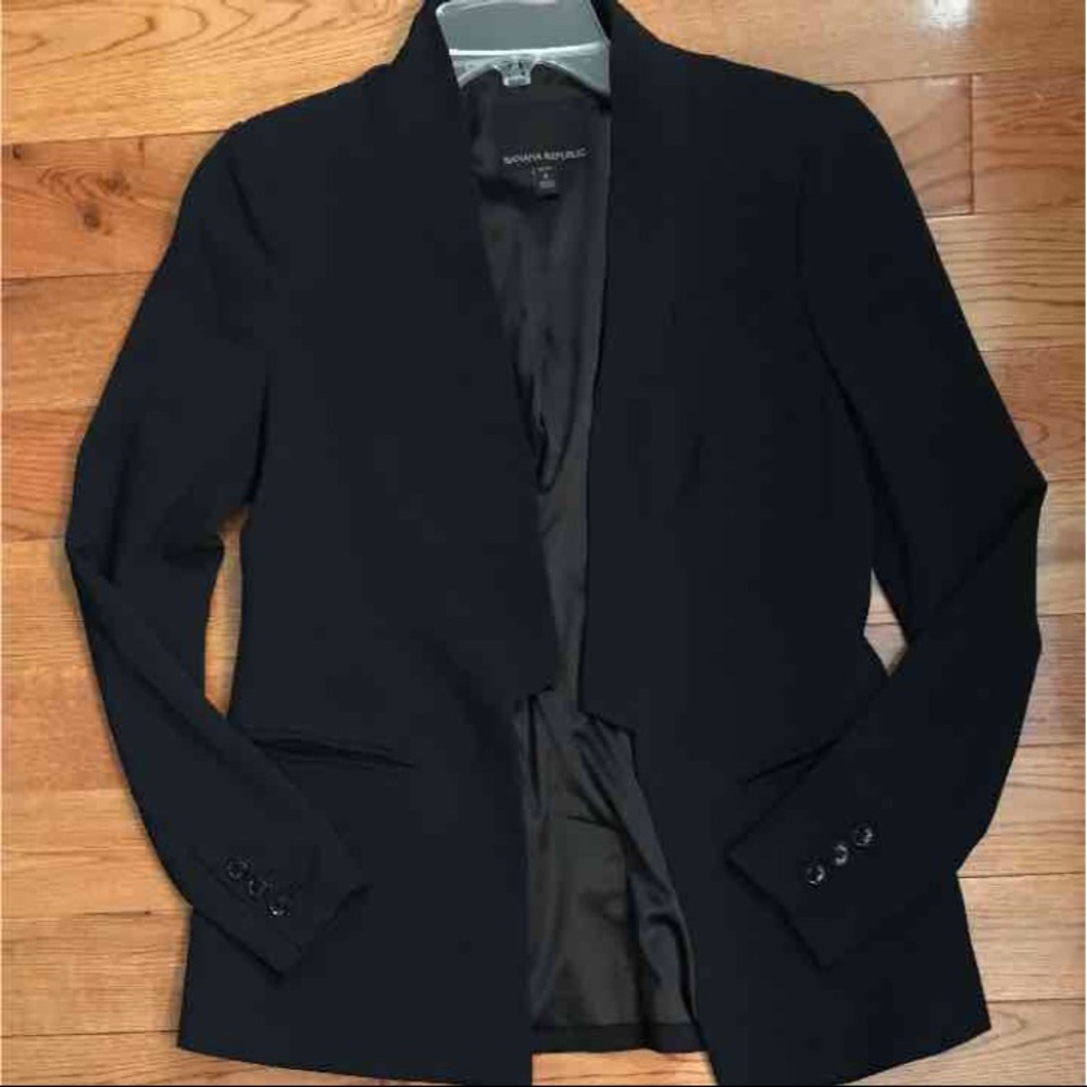 Banana republic black blazer