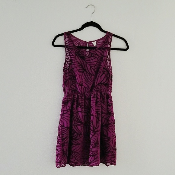 FOREVER21 purple velvet leaf print dress - Picture 2 of 3