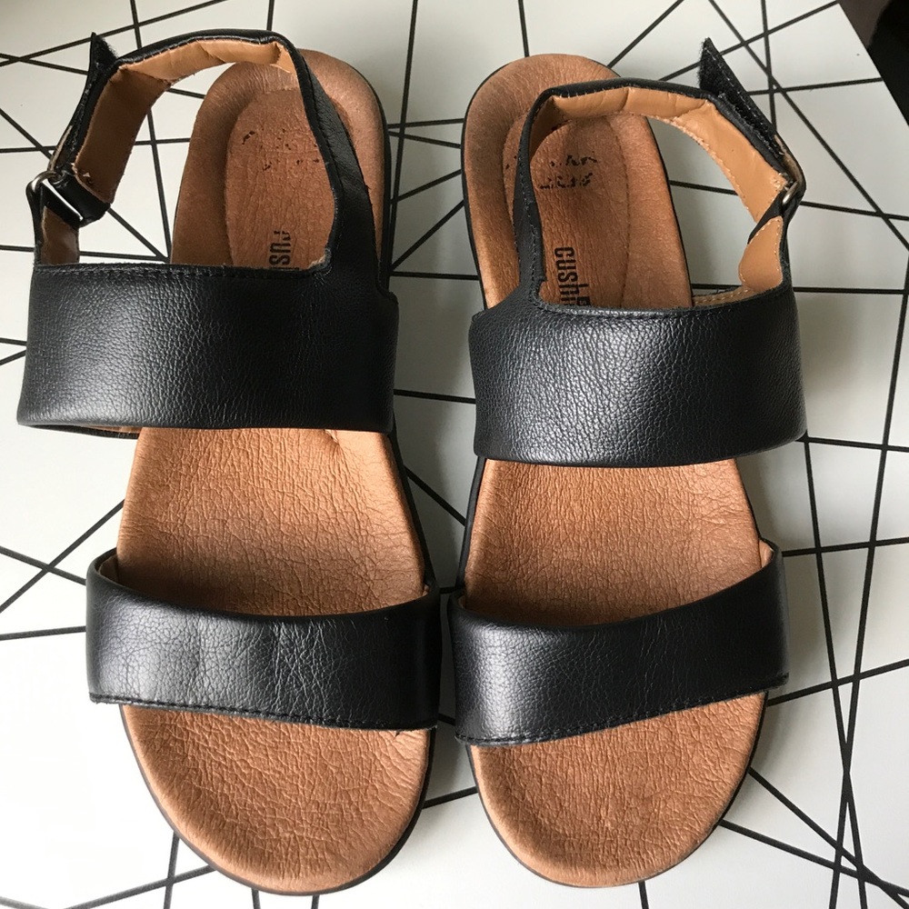 Clarks cushion soft black sandals - comfort