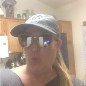 Meet your Posher, Diane