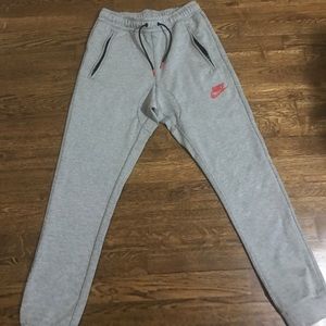 Nike mens small joggers