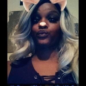 Meet your Posher, Kelly