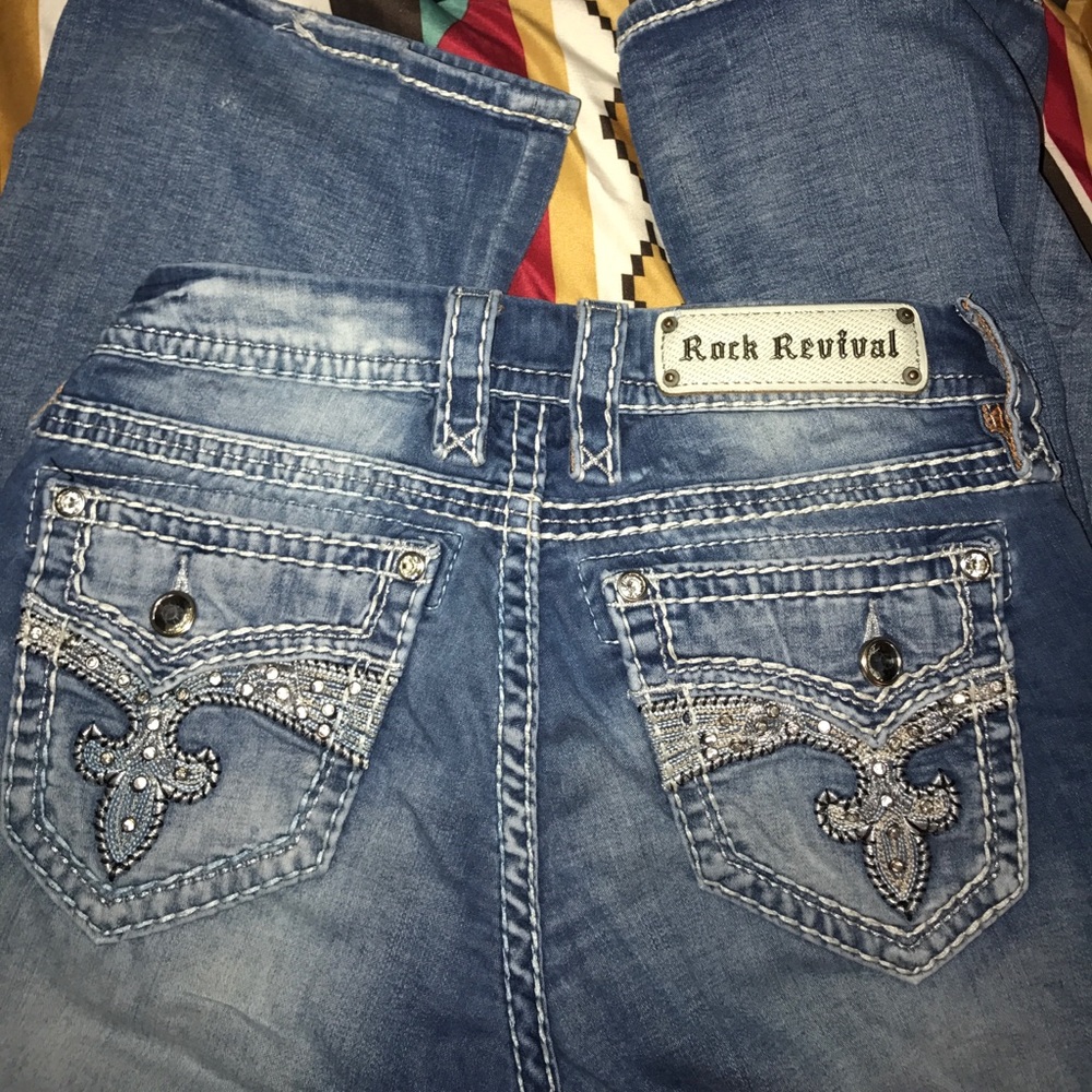 🌸ROCK REVIVAL JEANS🌸 SIZE:27🌸 BOOCUT🌸