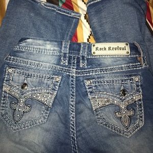 🌸ROCK REVIVAL JEANS🌸 SIZE:27🌸 BOOCUT🌸