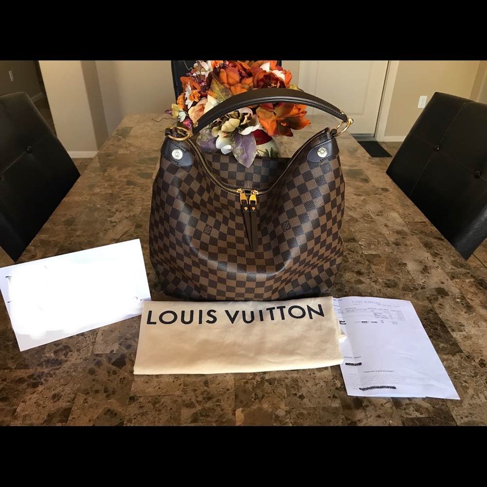 ❌❌SOLD❌❌Louis Vuitton Duomo Hobo