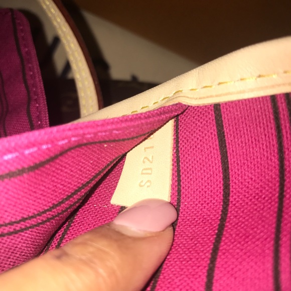 Louis Vuitton Neverfull MM Monogram - Picture 5 of 5