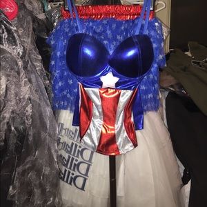 Wonder women Halloween costume