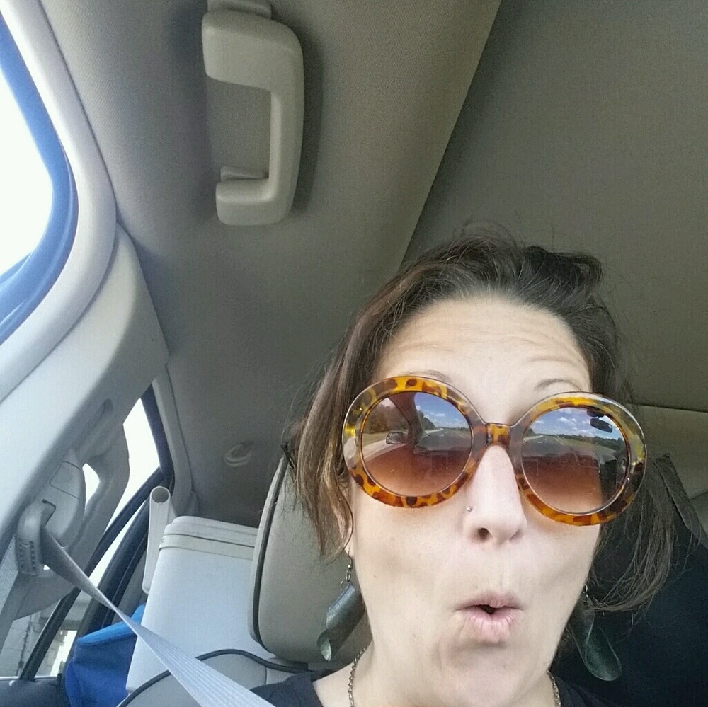 Meet your Posher, Ruth