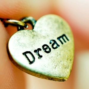 Meet your Posher, Kerri