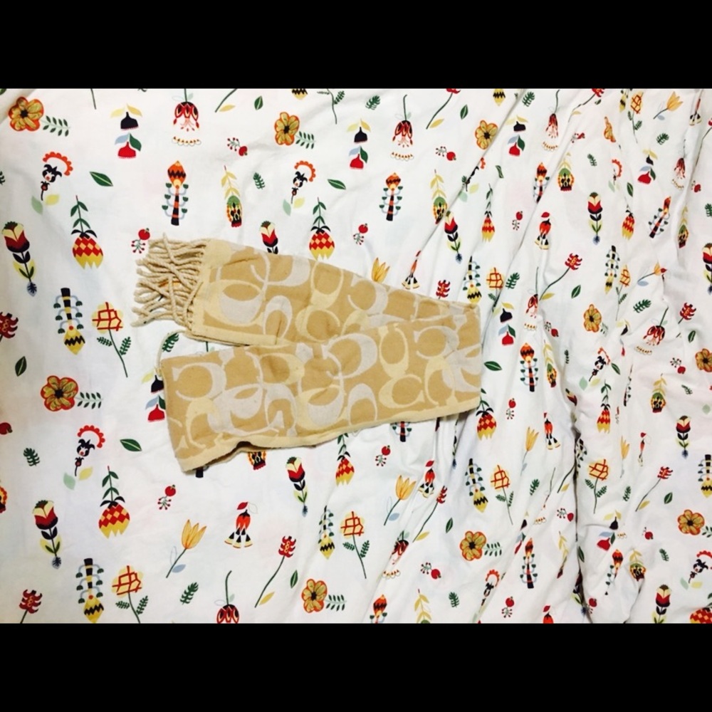 Authentic Coach Wool Scarf