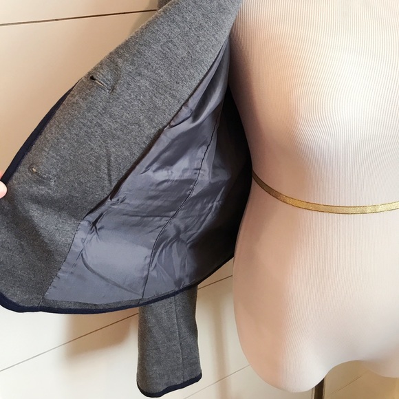 (A) GAP blazer - Picture 6 of 8