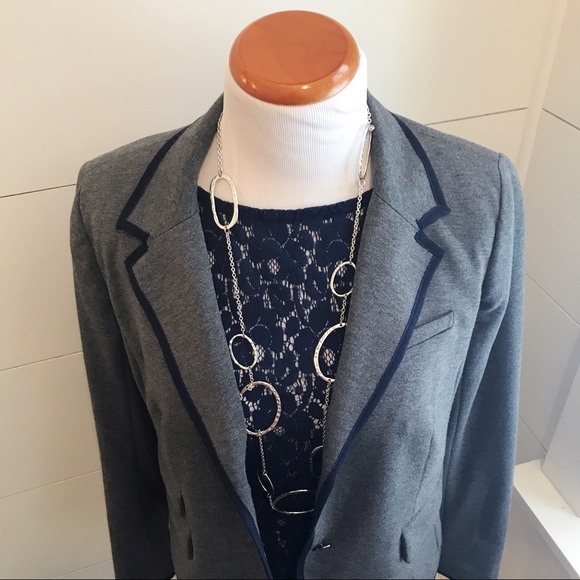 (A) GAP blazer - Picture 3 of 8