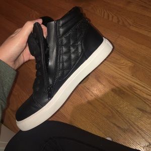 Steve Madden sneakers