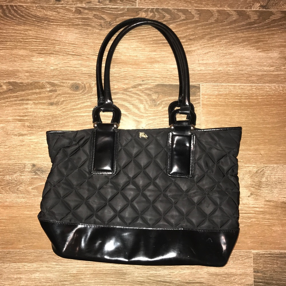 Burberry purse