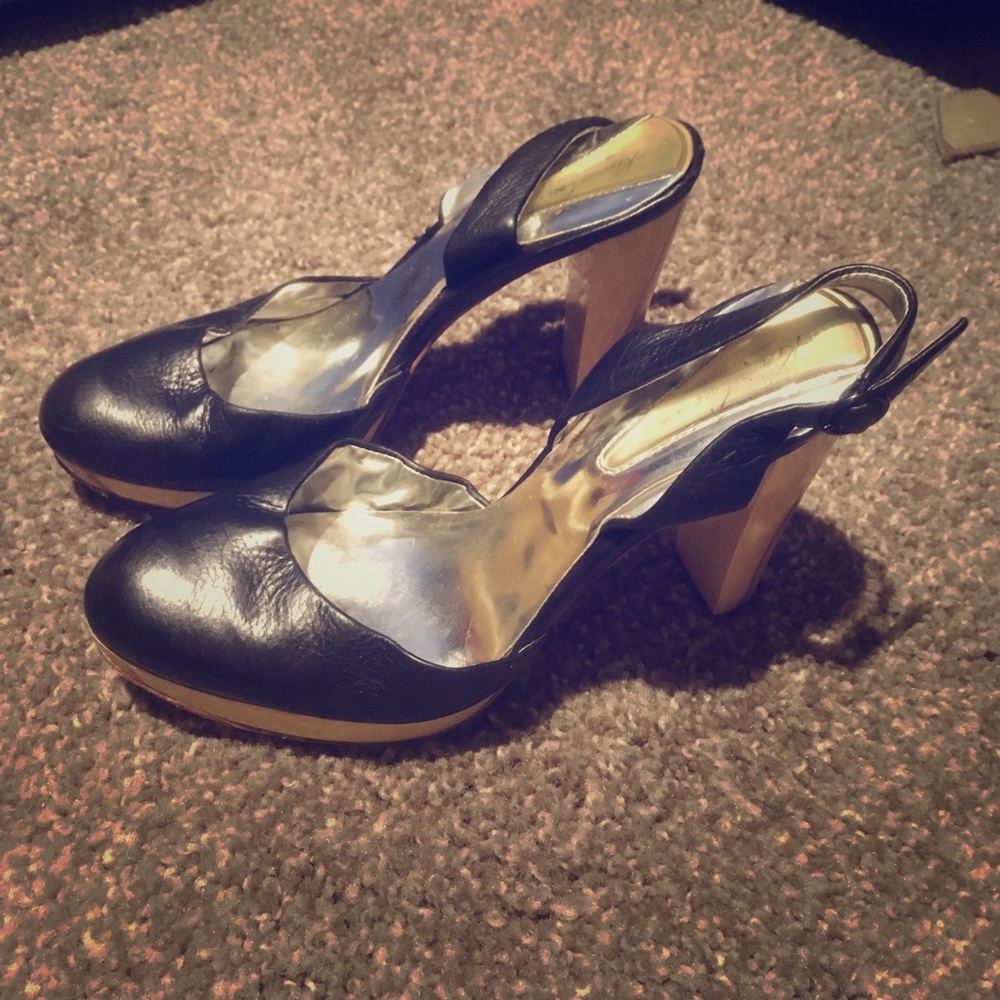 Kenneth Cole leather shoes