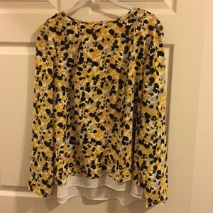 Fall Flirty Top!💛