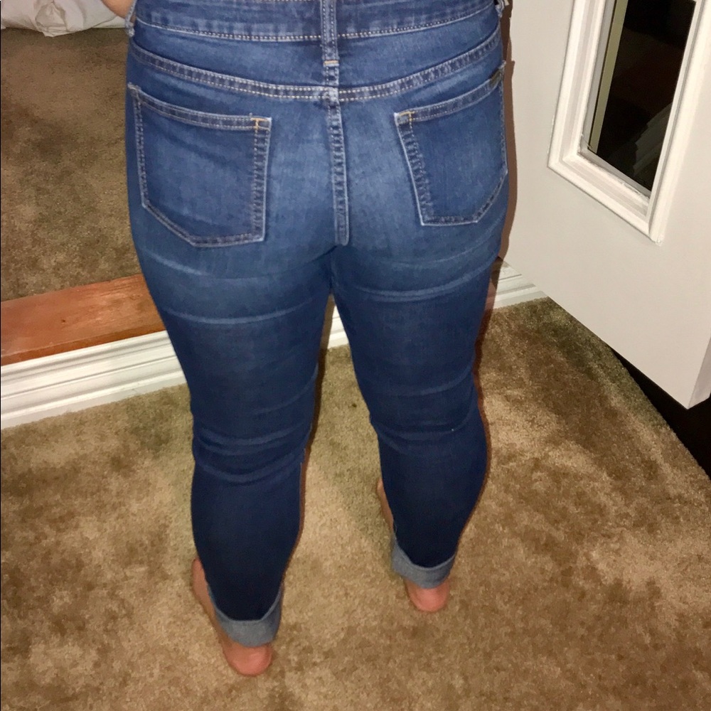 Medium Wash Demin Jeans