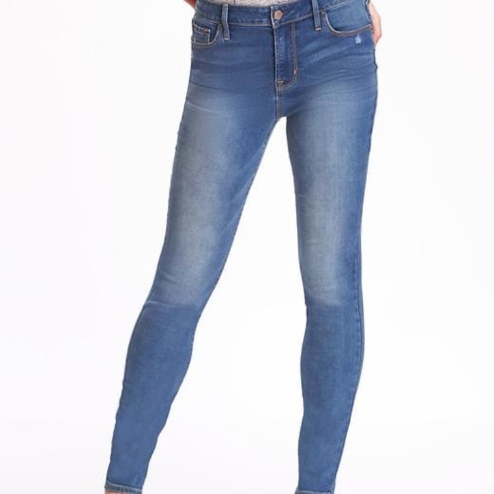 Old Navy barely worn jeans!