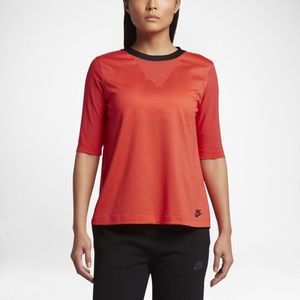 Nike Women’s Bonded Top