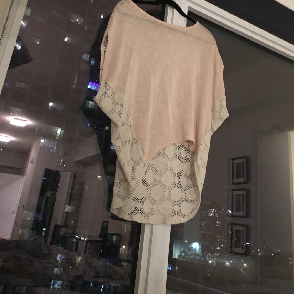 Painted threads peach and white crochet sweater