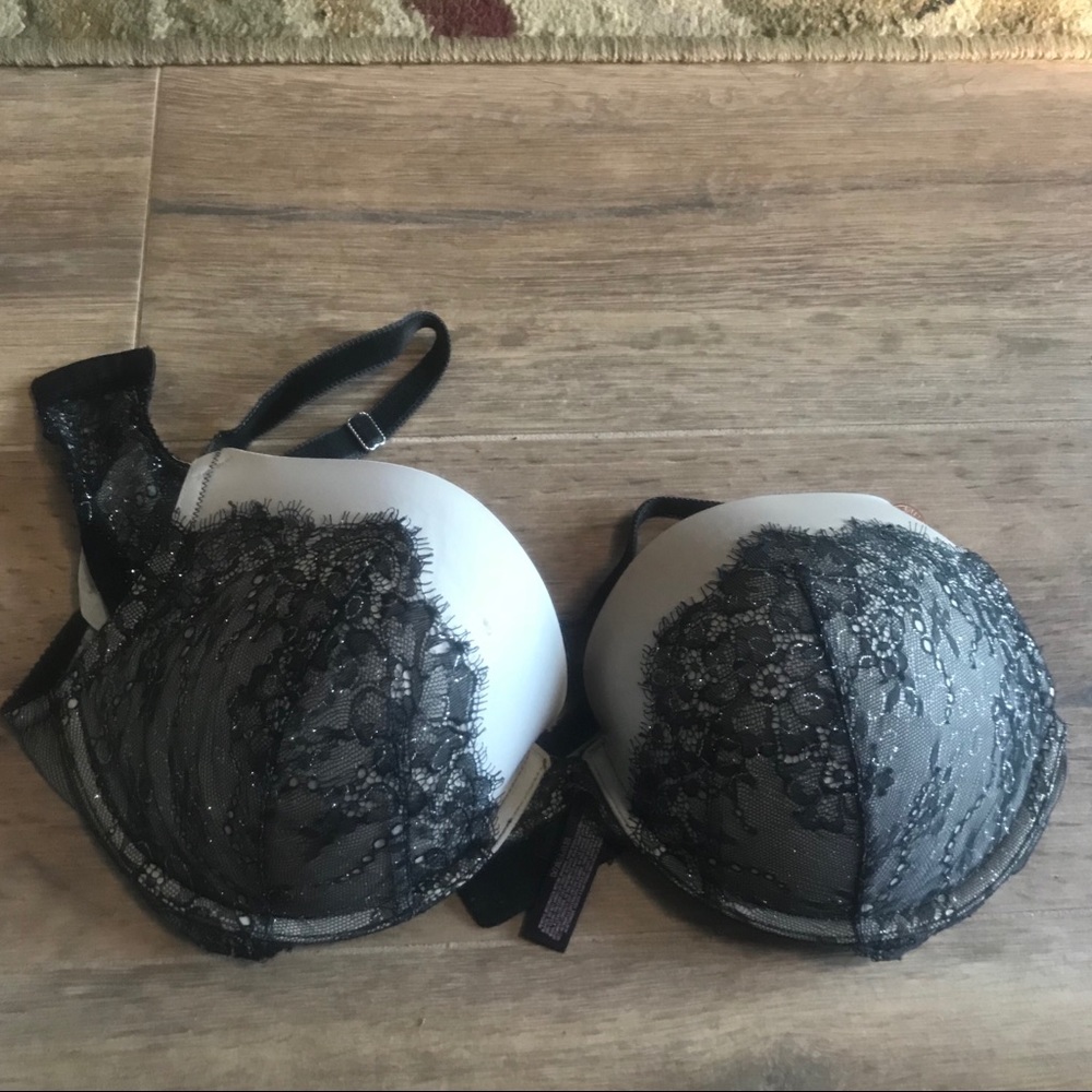 Victoria’s Secret bra