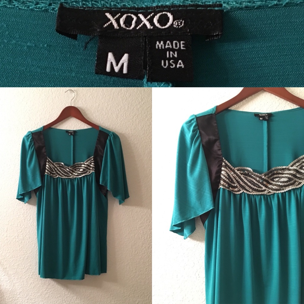XOXO blouse w/ sequins green & dark blue ✨